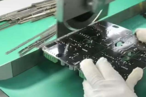 PCB V-CUTPCB V-CUT manufacturing factory