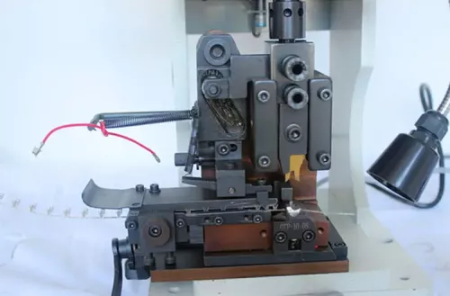 Terminal Crimping Machine